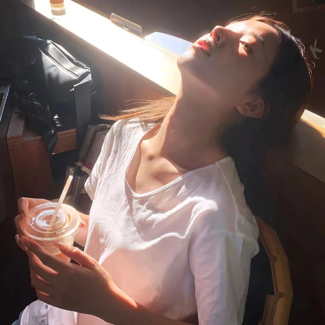 她痴迷于我的丈夫